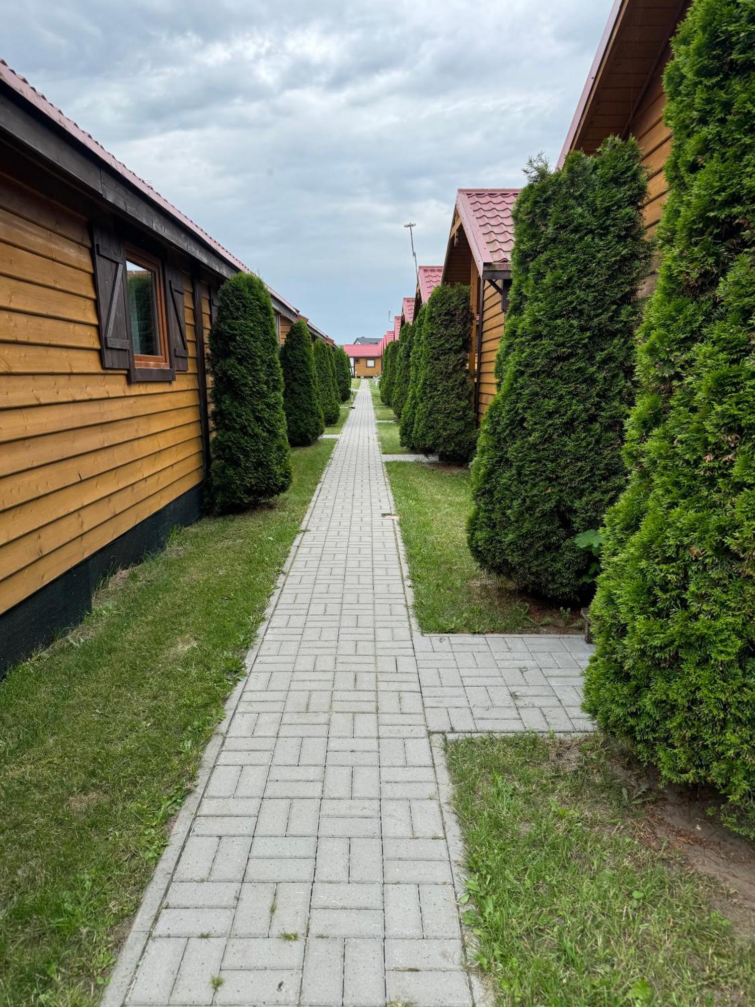 Domki Letniskowe "Sloneczna Polana" Jarosławiec Exteriér fotografie